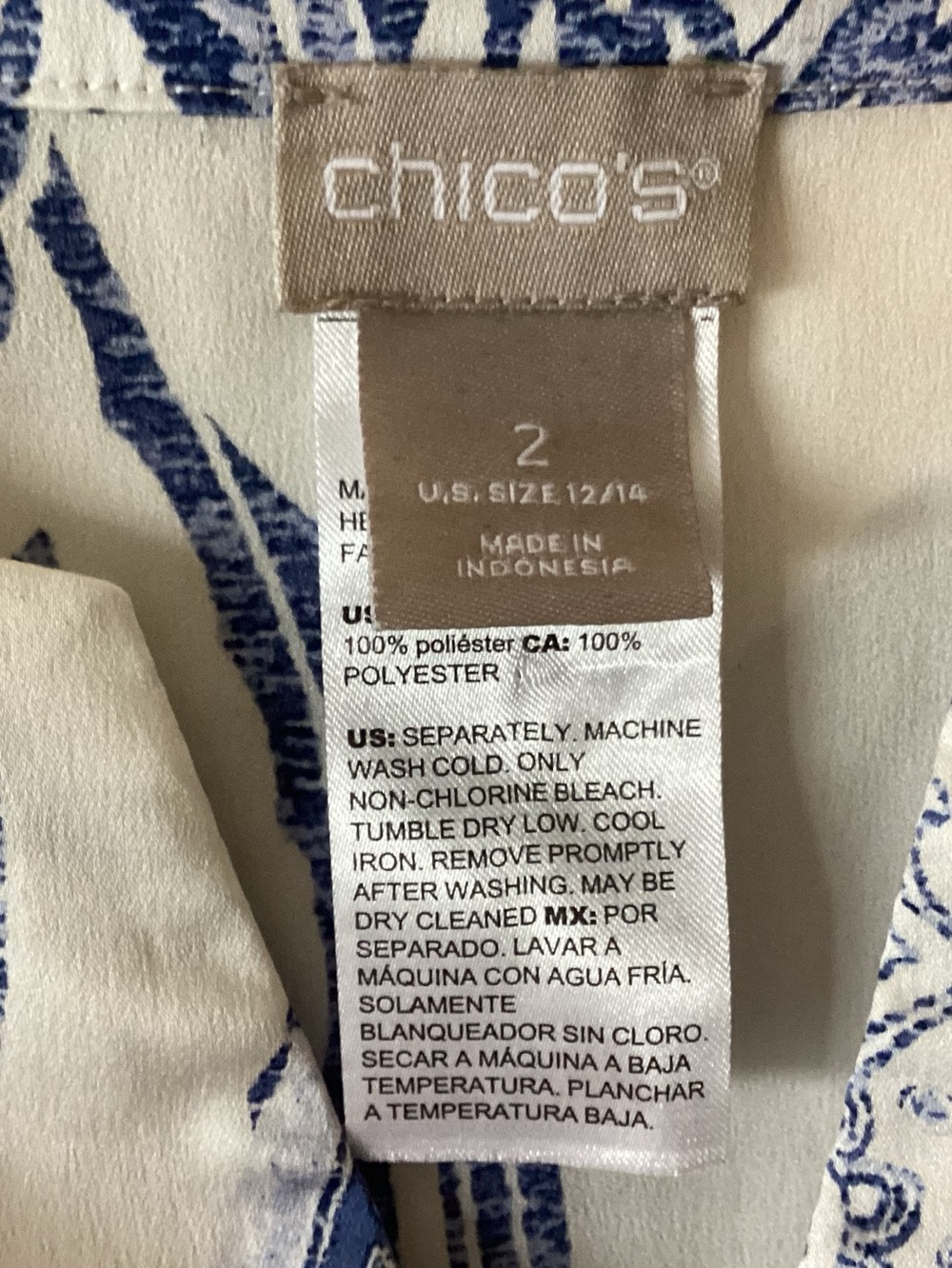 Chico’s Paisley Silky Lightweight Front Tie Blouse Large - Picture 10 of 11